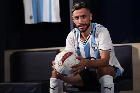 بيراميدز يعلن.. قيد ناصر ماهر وحامد حمدان محليا وأفريقيا